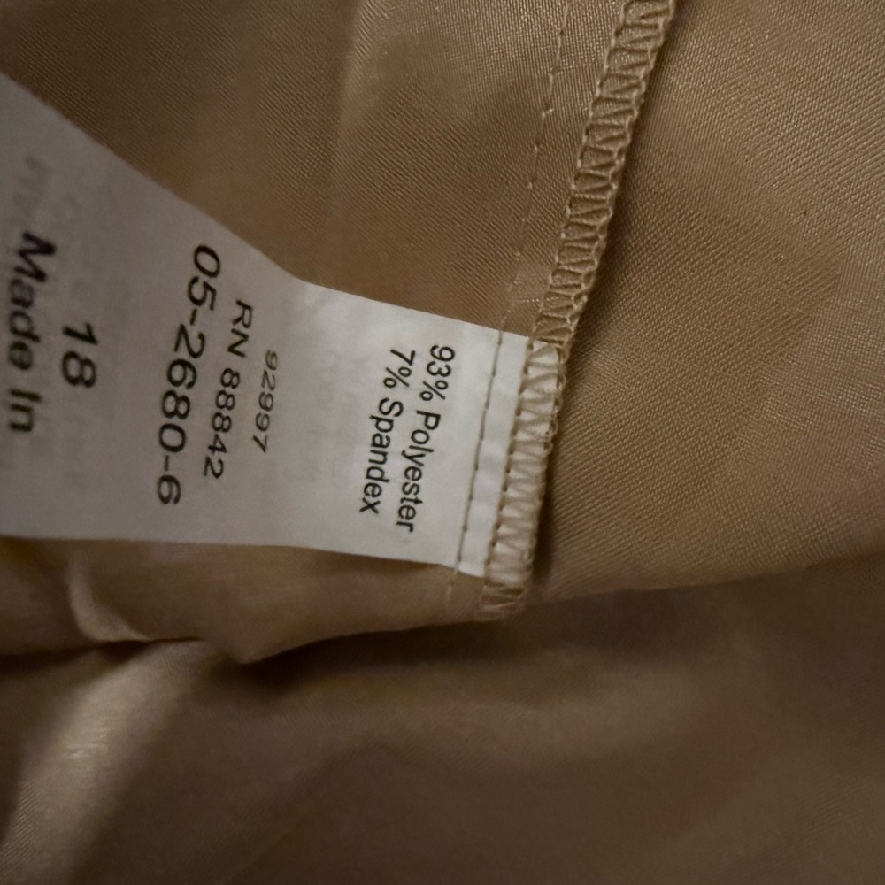 Eloquii One-Shoulder Satin like Dress in Gold NWT - Picture 7 of 12
